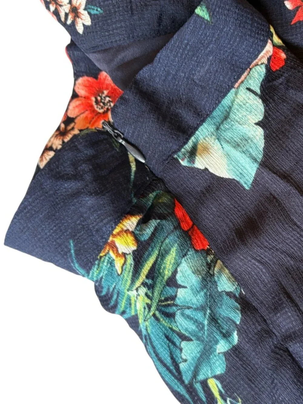 Altar'd State Loose fitting Pants with shorts Size L NWOT